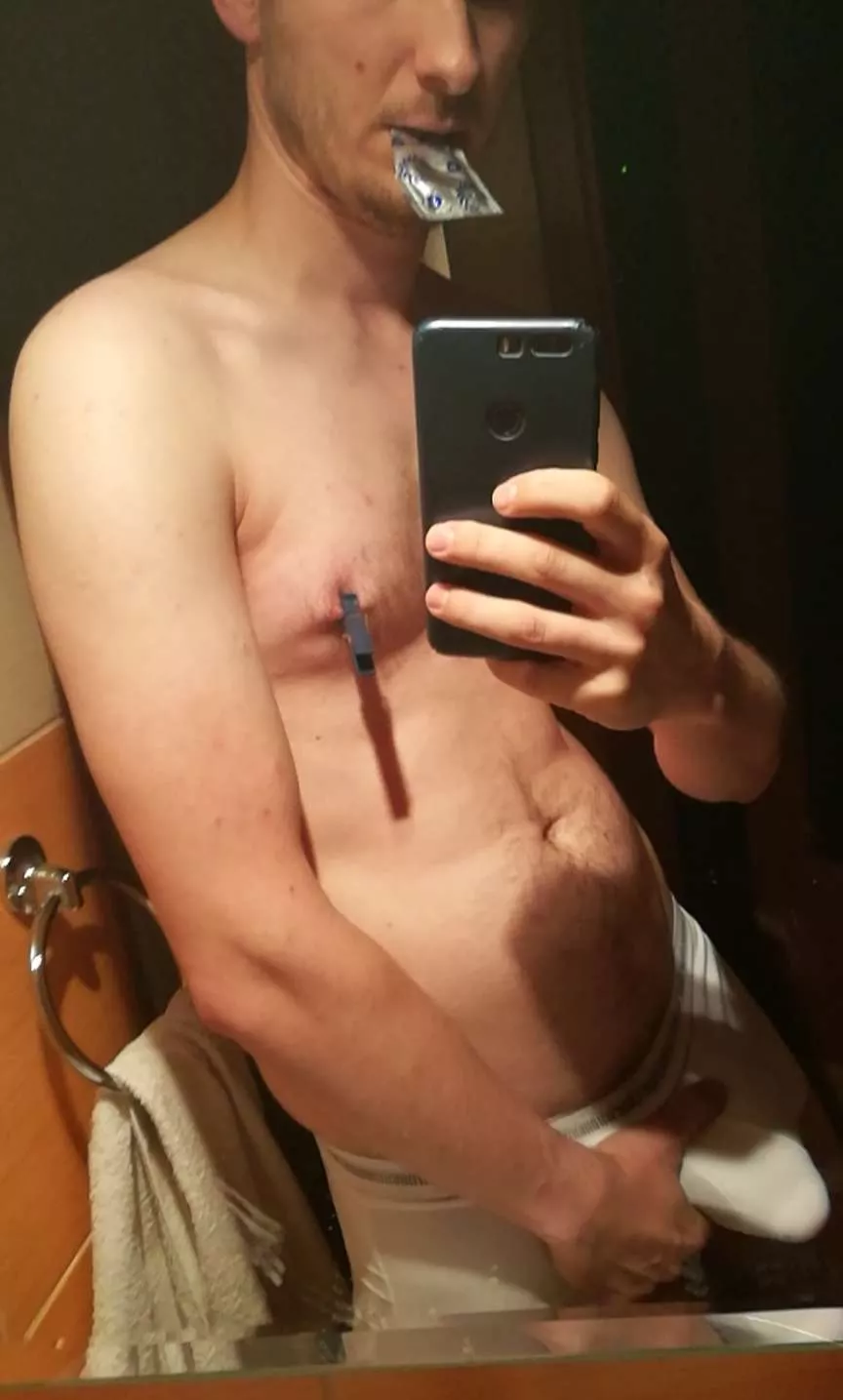 30 [m4m] online sub for some fun! pm me for more pics! pm me for online session! use me for your pleasure! command me what post on Snapchat story or Twitter or reddit:) I am waiting:)