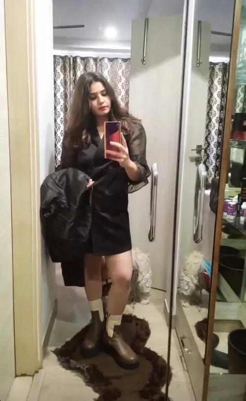 all set for a wild weekend 😈 [F]