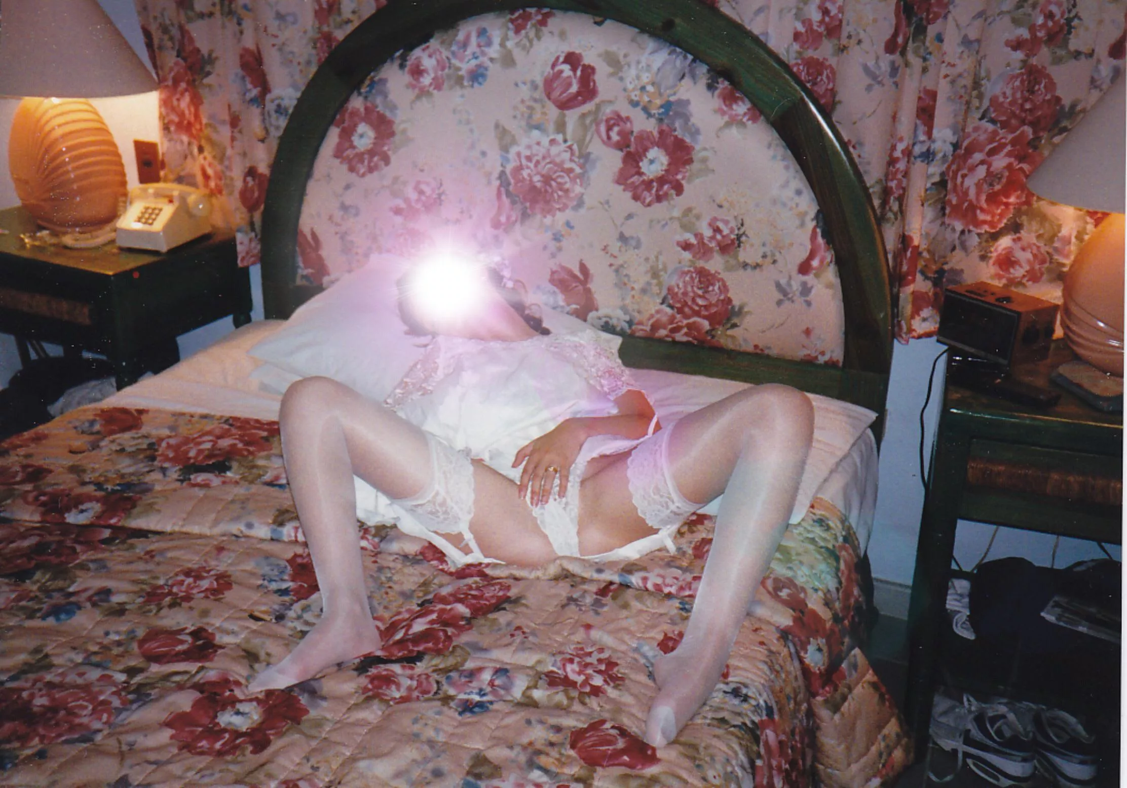 Another of wife on our wedding day , 25 years ago now , you can imagine the fun we had when I put the camera down 😉