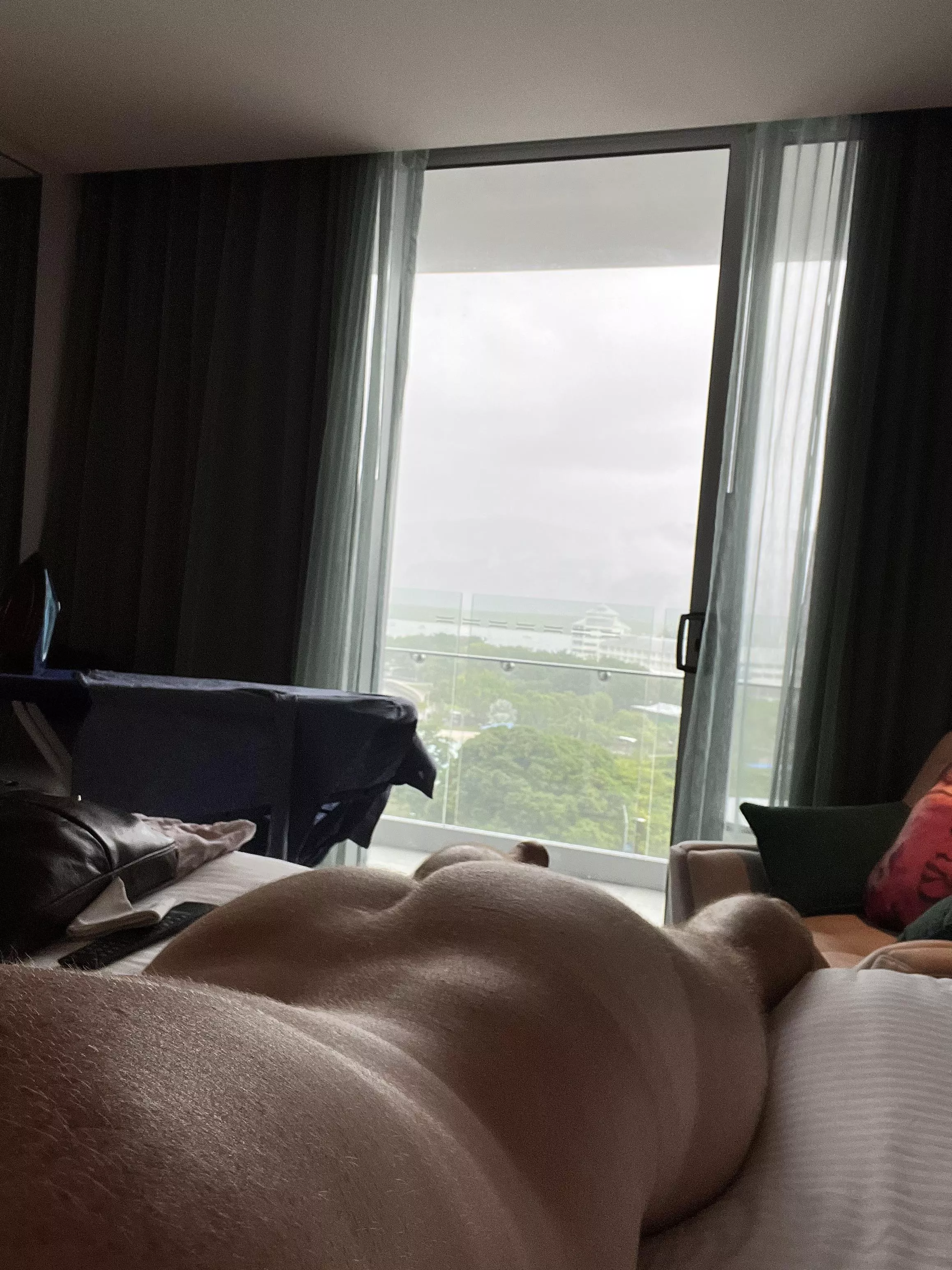 Back travelling and enjoying fresh hotels