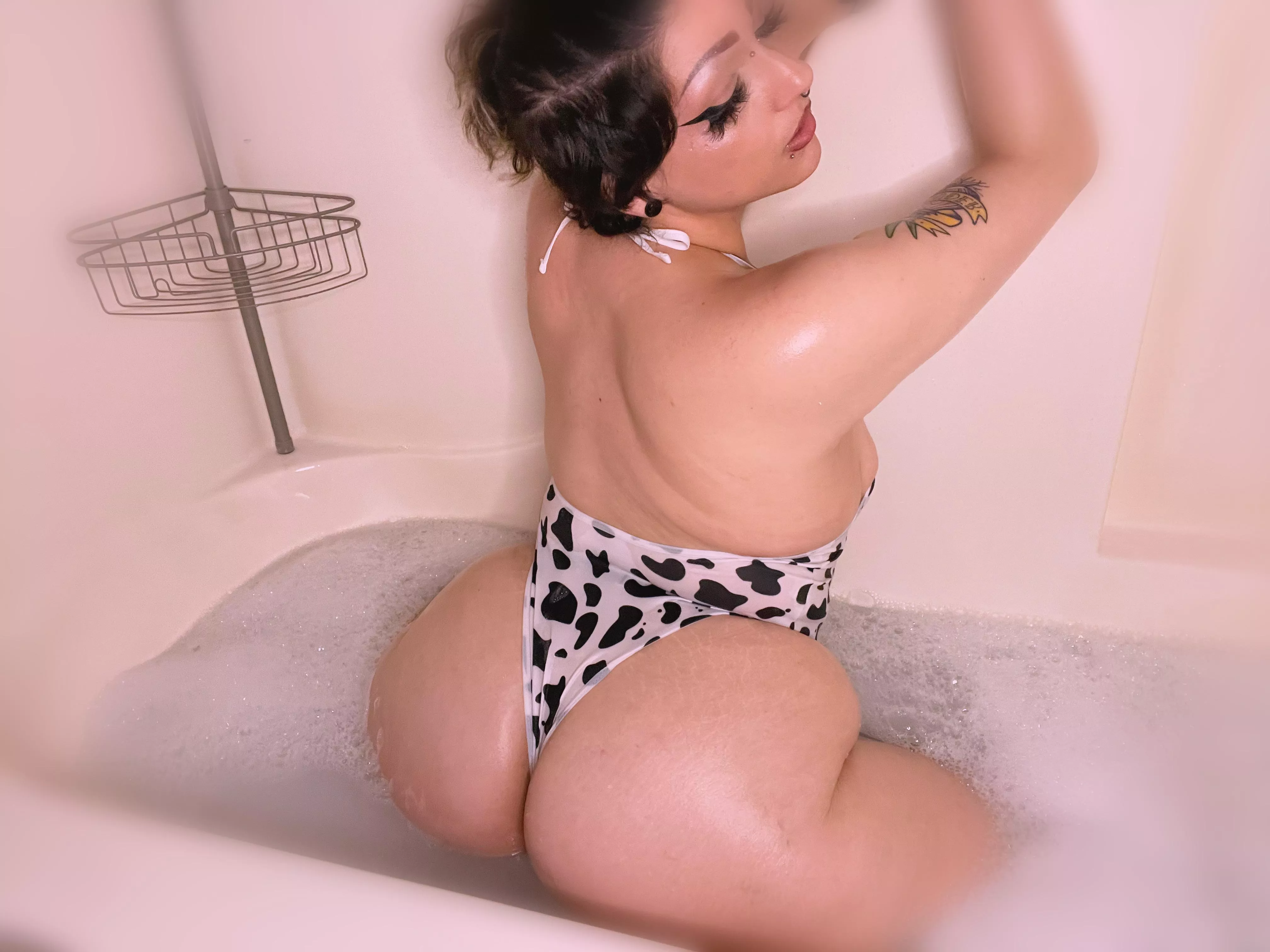 bath time has never been so fun 💕