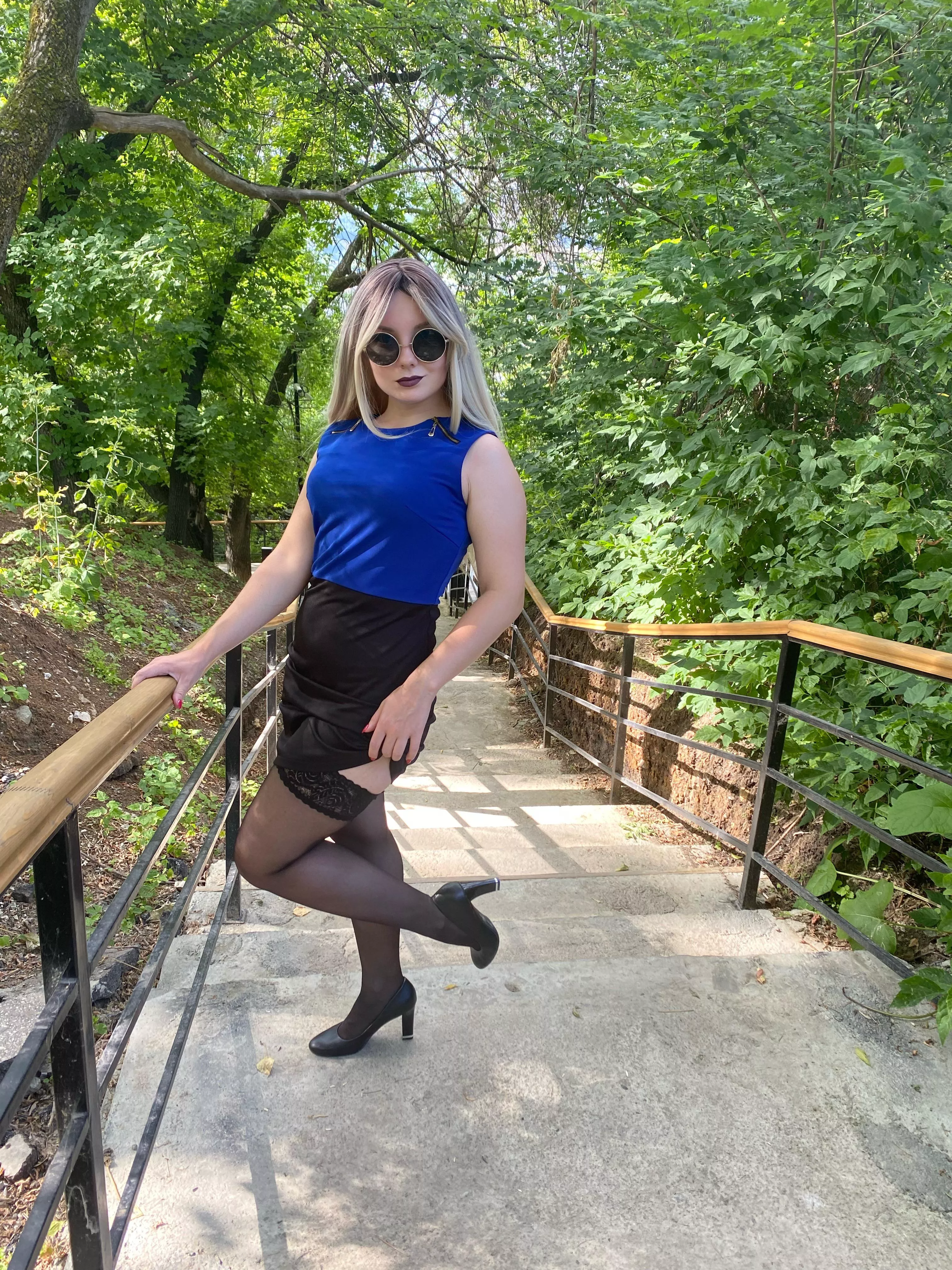 Do you want to accompany me into the world of sex and pleasure?