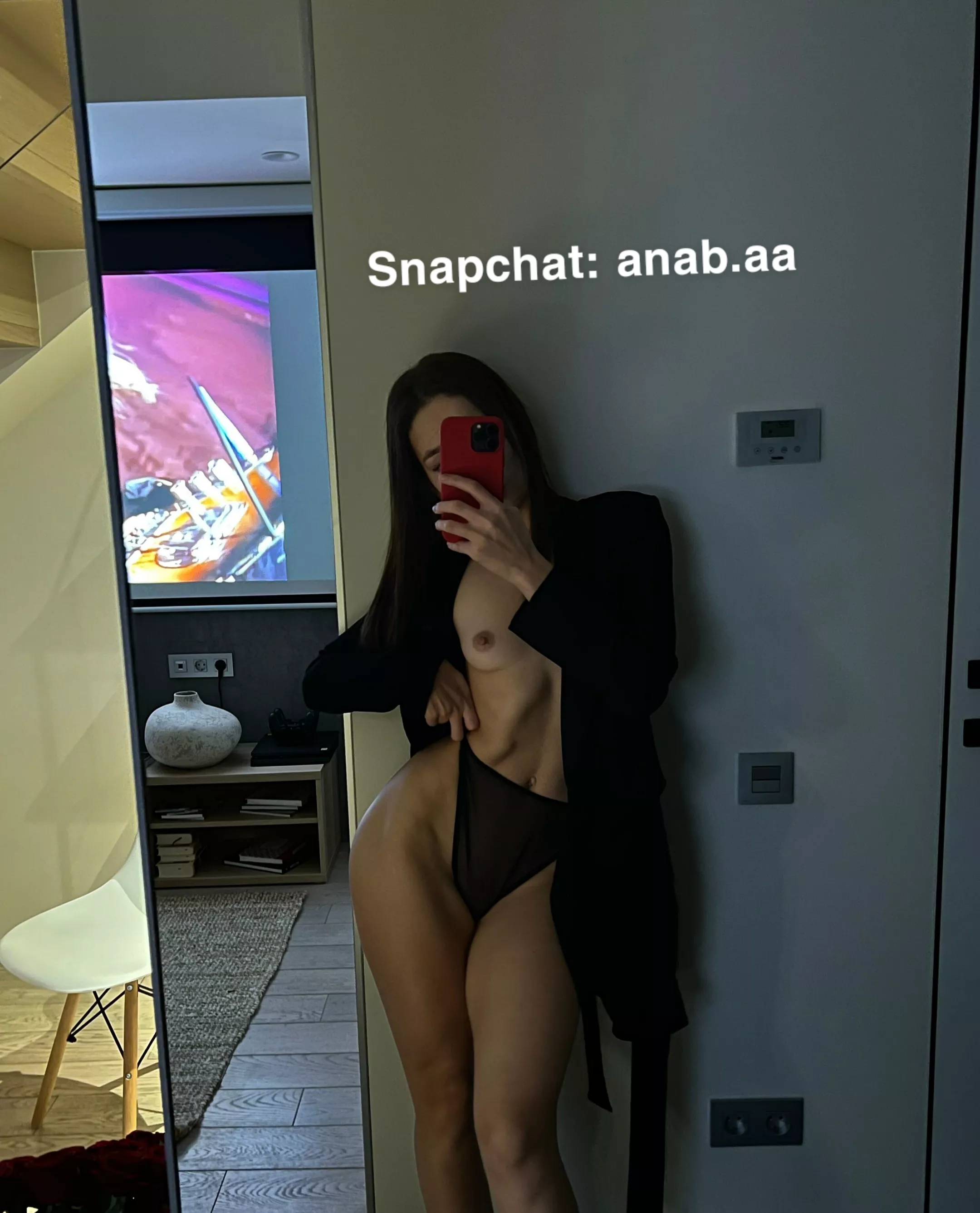 Does black suits me [f]