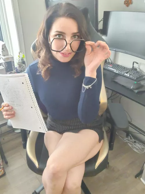 Dr.Sarah at your service!