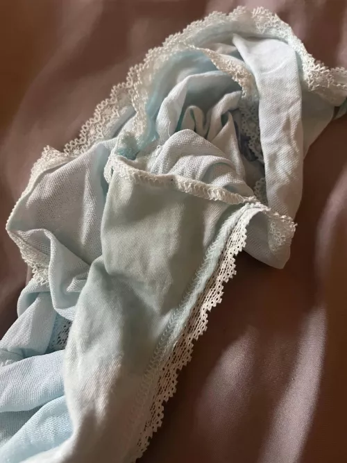 Even Sexting Gets me Wet