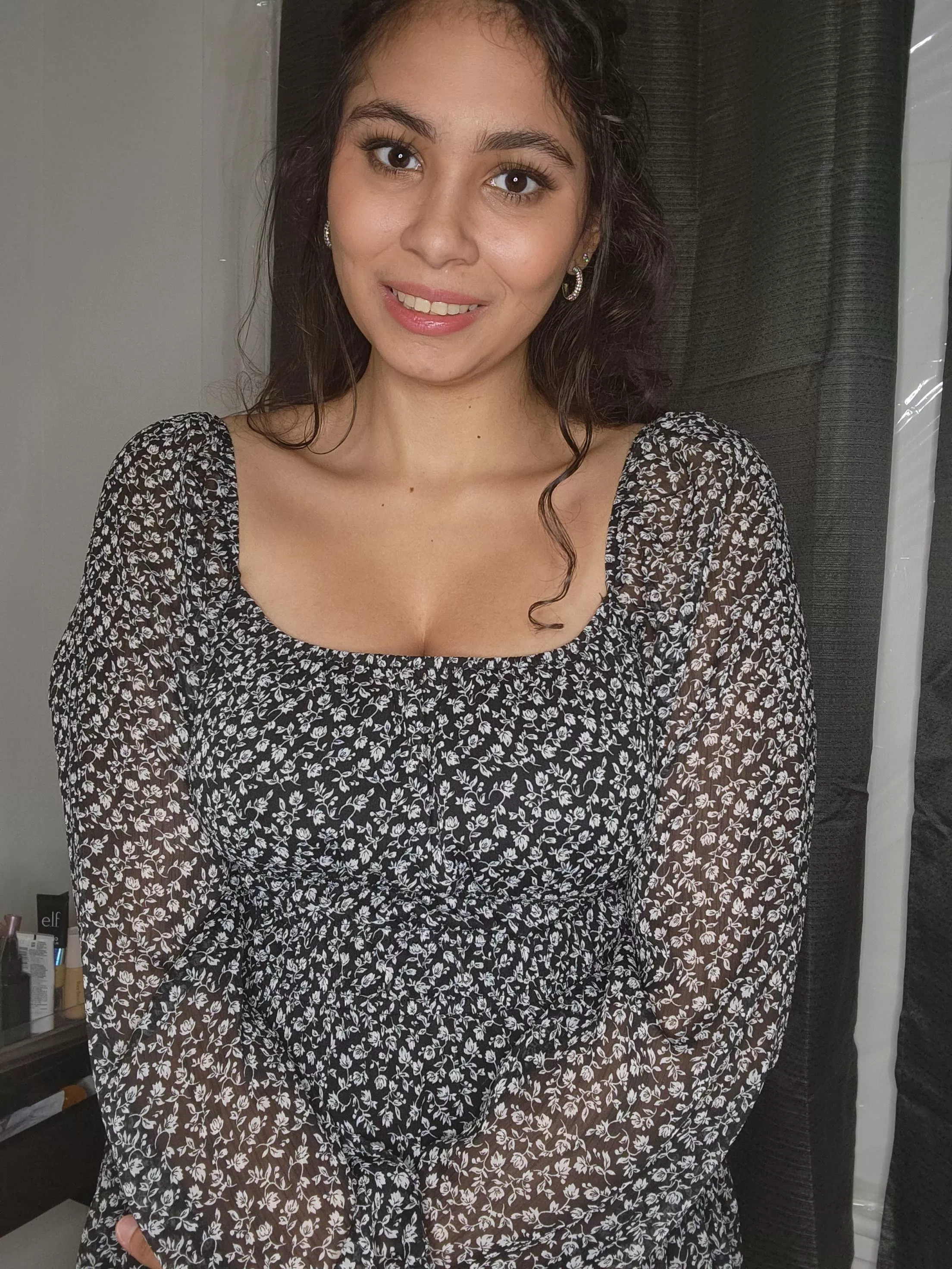 (f) Nothing like a dress with no panties