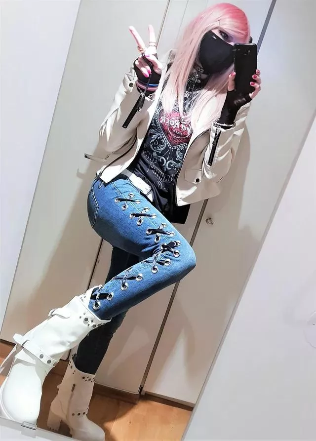 First outfit of 2023!