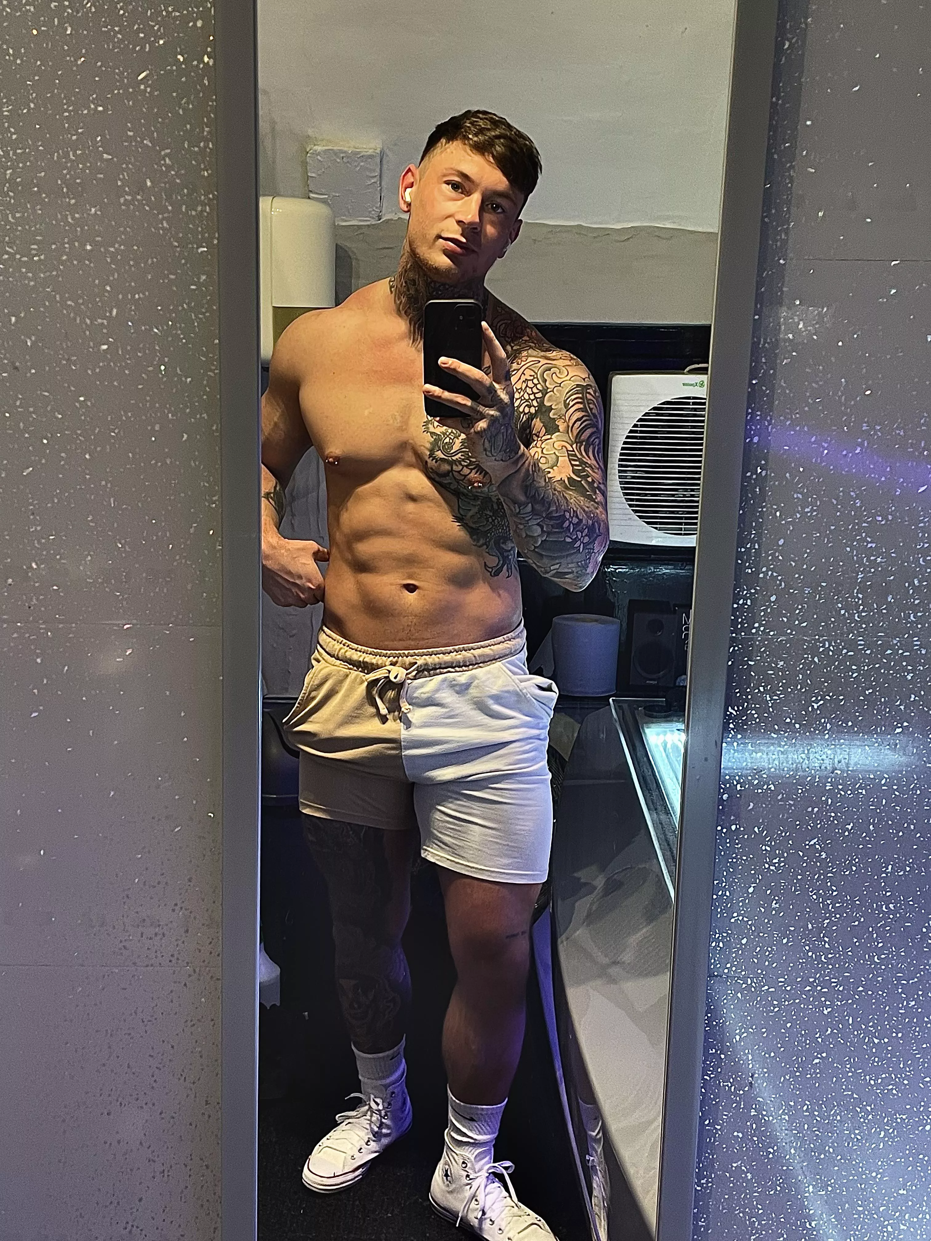 Happy Saturday to every one