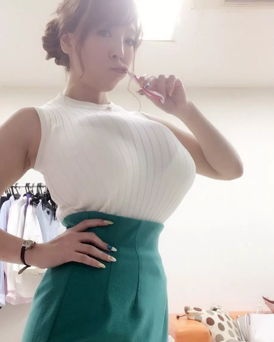 Hitomi Tanaka