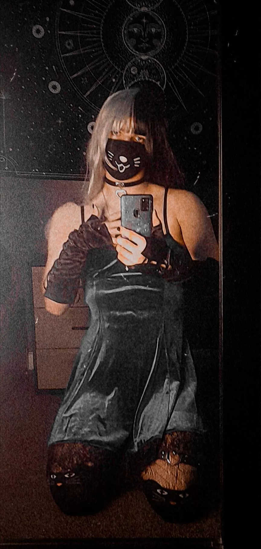 I think we should be friends, friends kiss right? 🥰