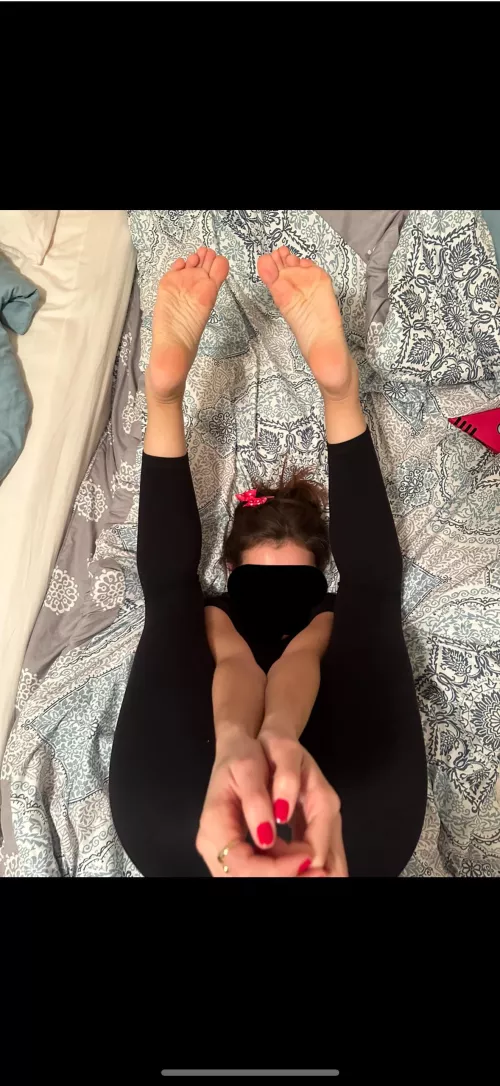 I wanna get railed by other men. Husband will be so proud