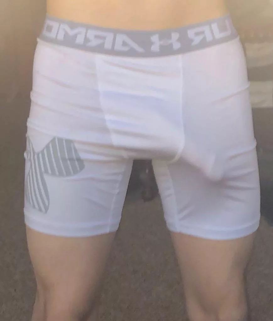 I’m a little hard.. 😳