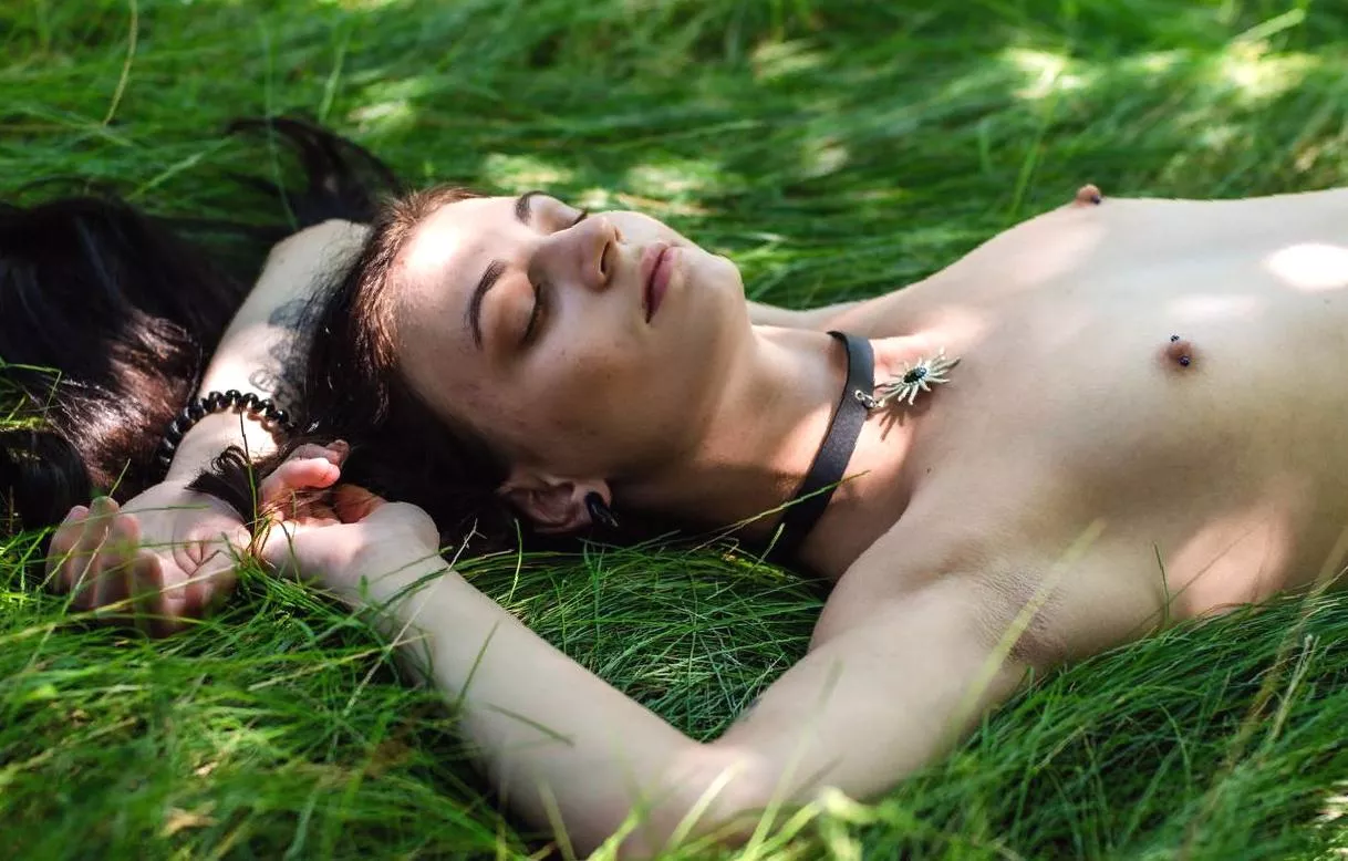 [Image]I think I'm doing well in the perky department, but it's probably not the biggest here