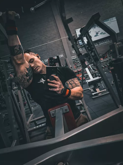 Is seems like everyone here is on OF?! (32m)