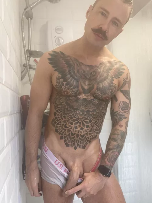 Keep the moustache!?