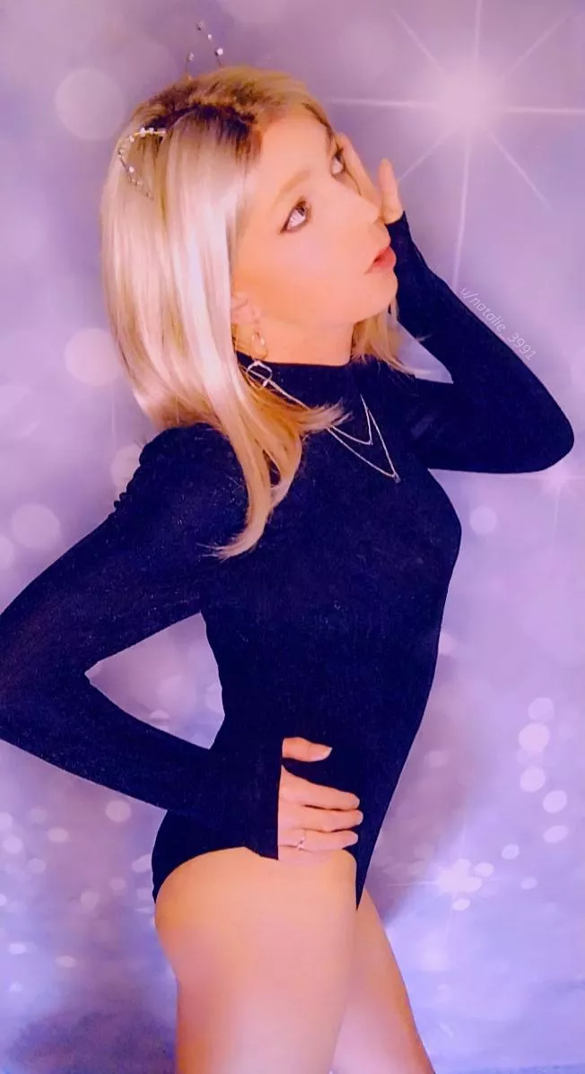 My attempt at trying to rock a bodysuit 👉👈