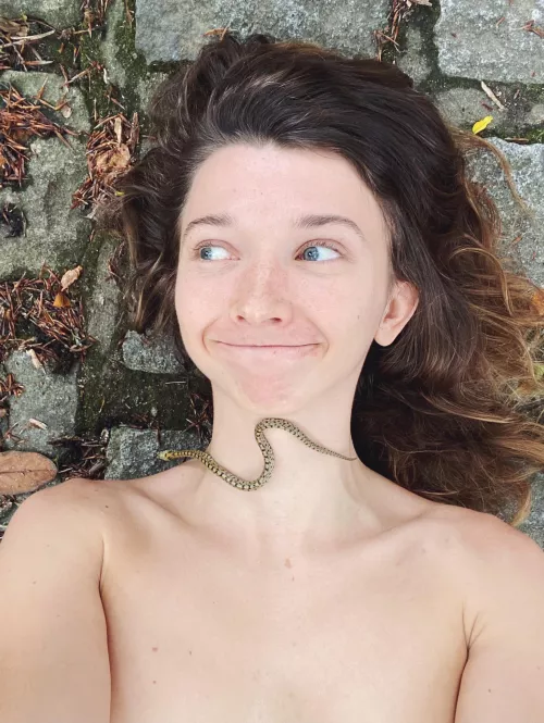 my Dino name would be: ... Paleosaurus Sex 🦖 🤣