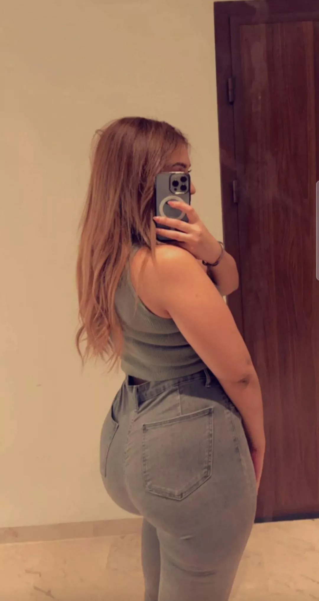 My lovely slutty gf (22yo) who want to be shared