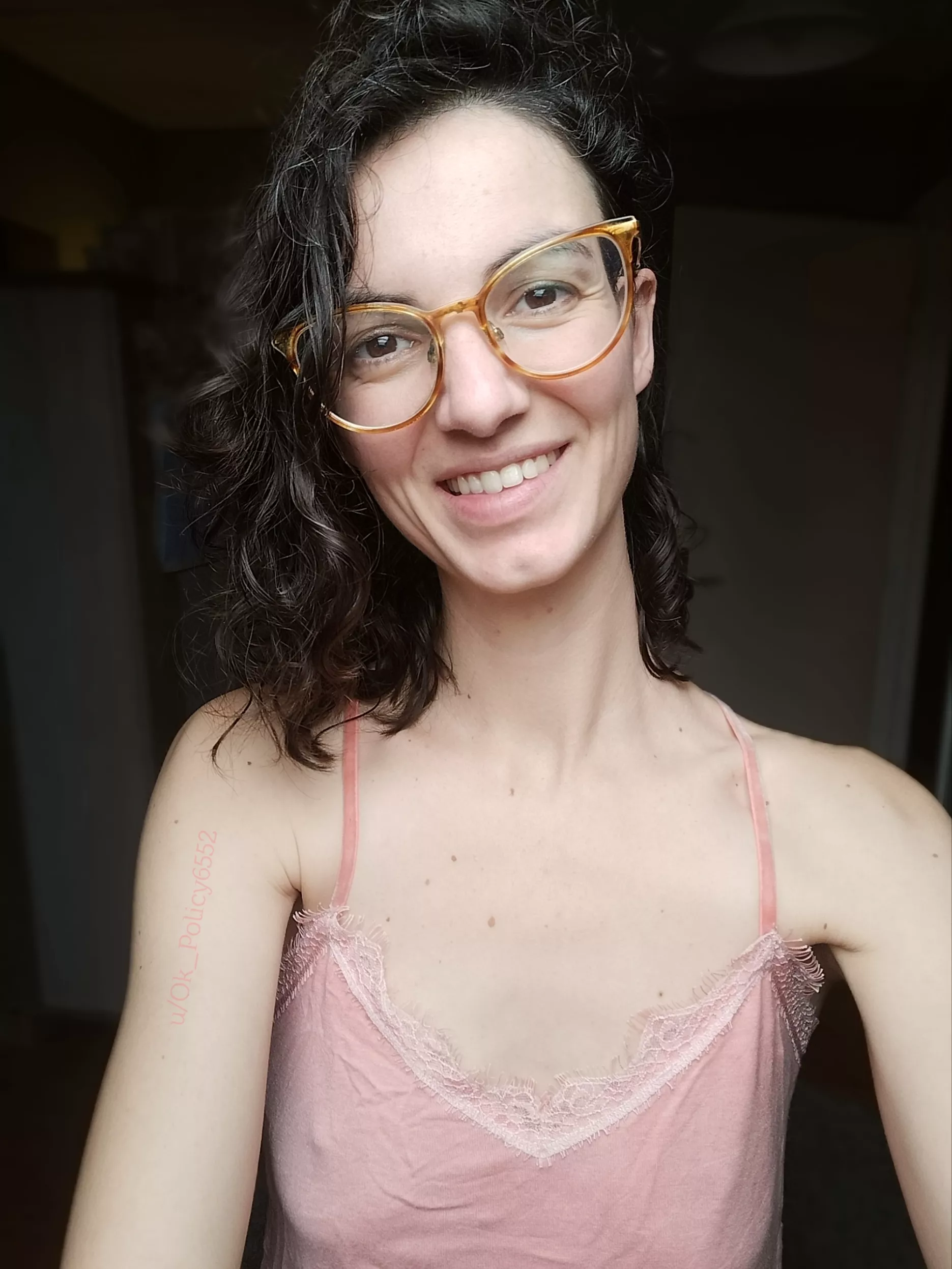 No bra for the weekend😏