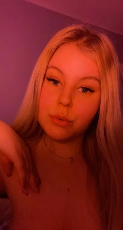 one of my first makeup 😅😅💄