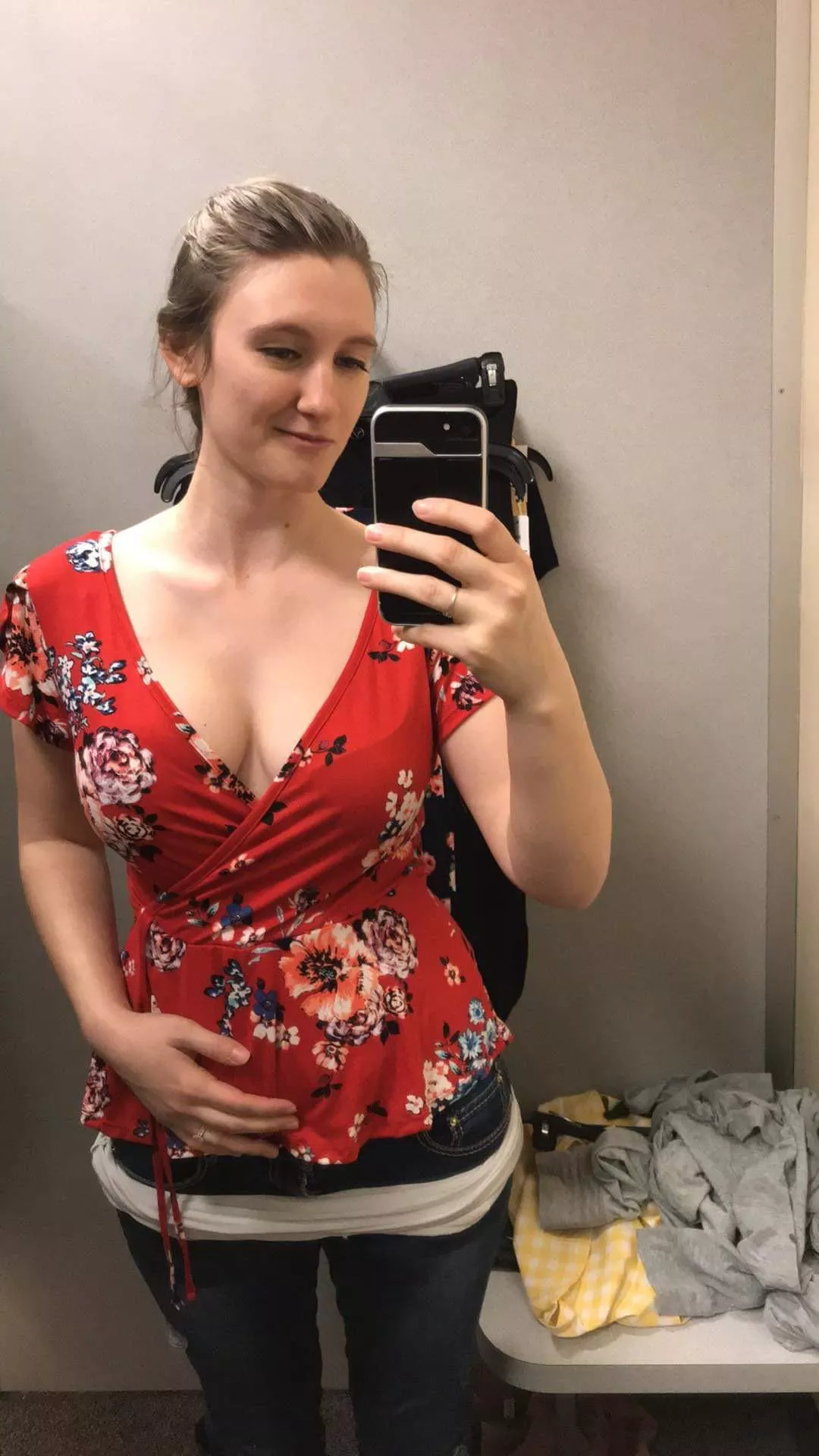 Pulled down my tank for a better view 😜