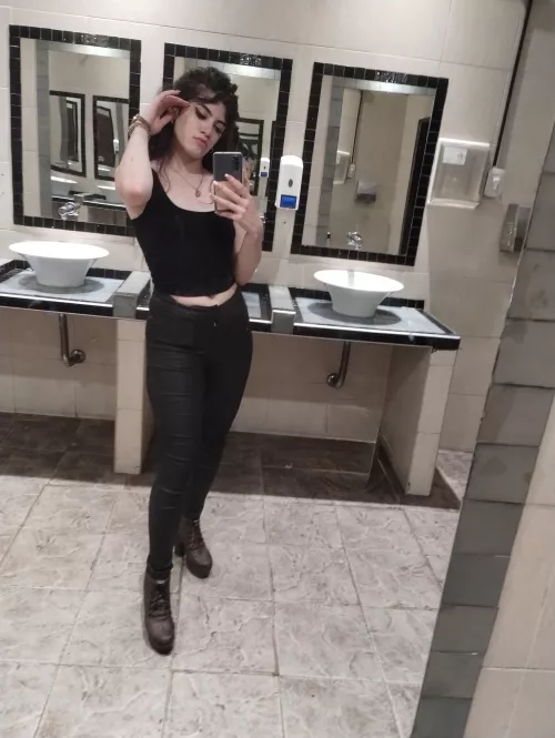 [selling] Come here cuck, I know you want to serve Me this weekend sooo bad. Kik: angelgoddess263