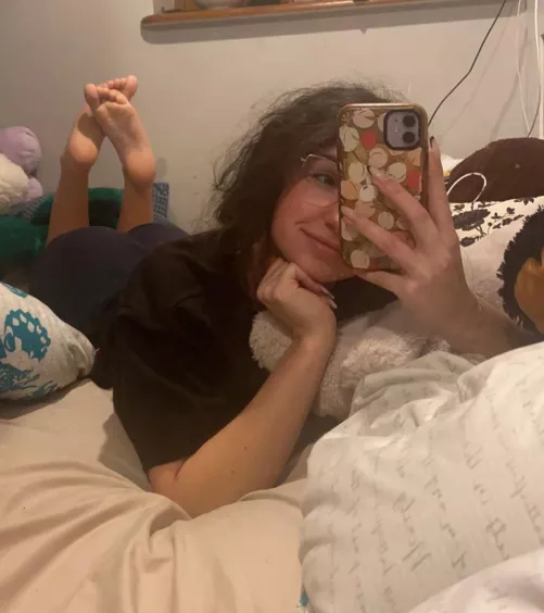 Suck my toes then eat my ass please😋