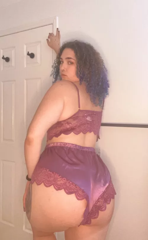 Sunday morning bouncing on your 🍆