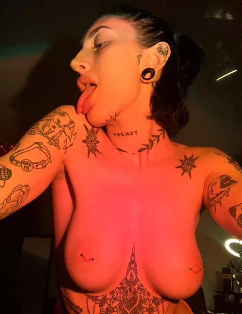 The size of my breasts makes me happy