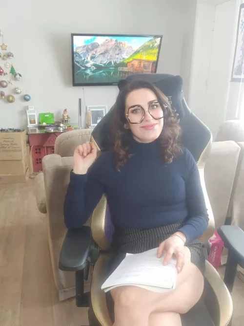 Thick thighs save lives, and the doctor is in!