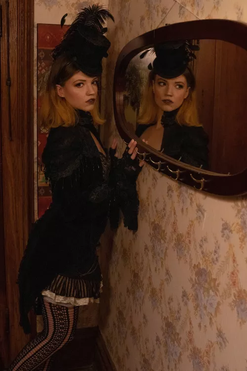 Victorian Vampire Kitticupcake