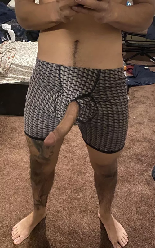 We are roommates and I walk in to your room like this what are you doin?