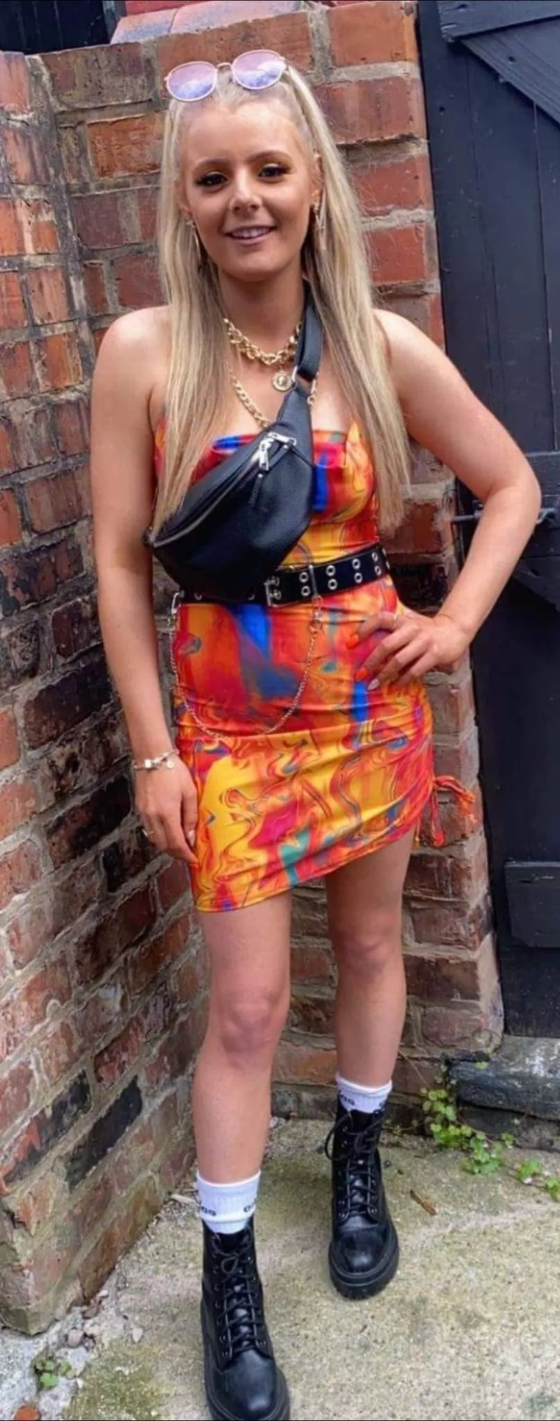 Welsh chav girl let me know what you think about her