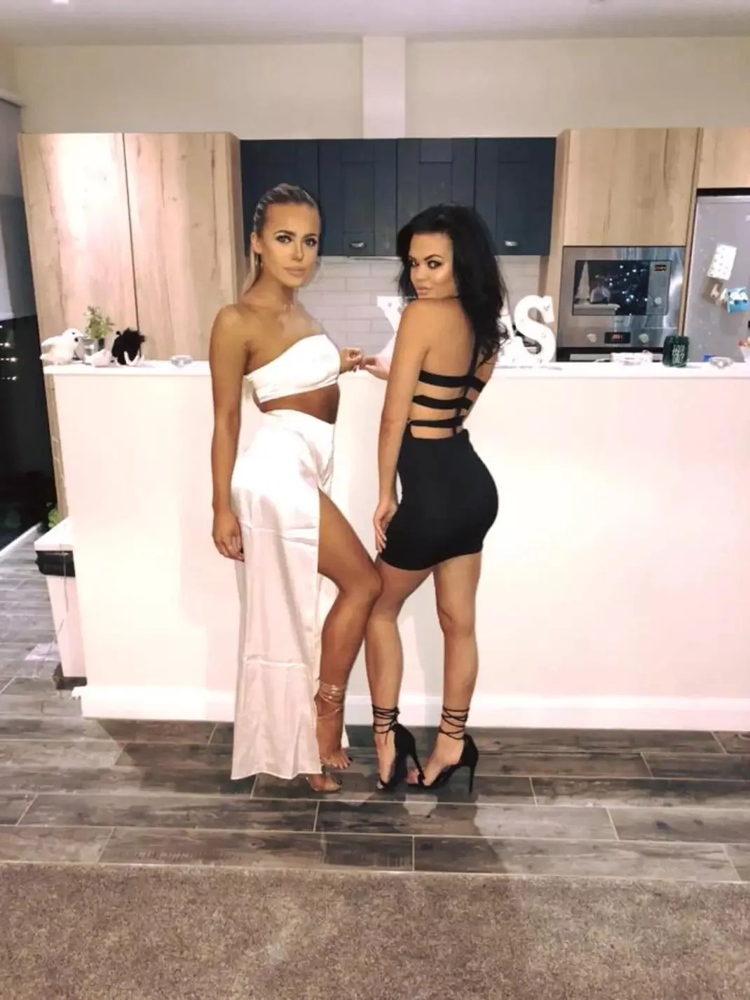 Who's dress is coming off?