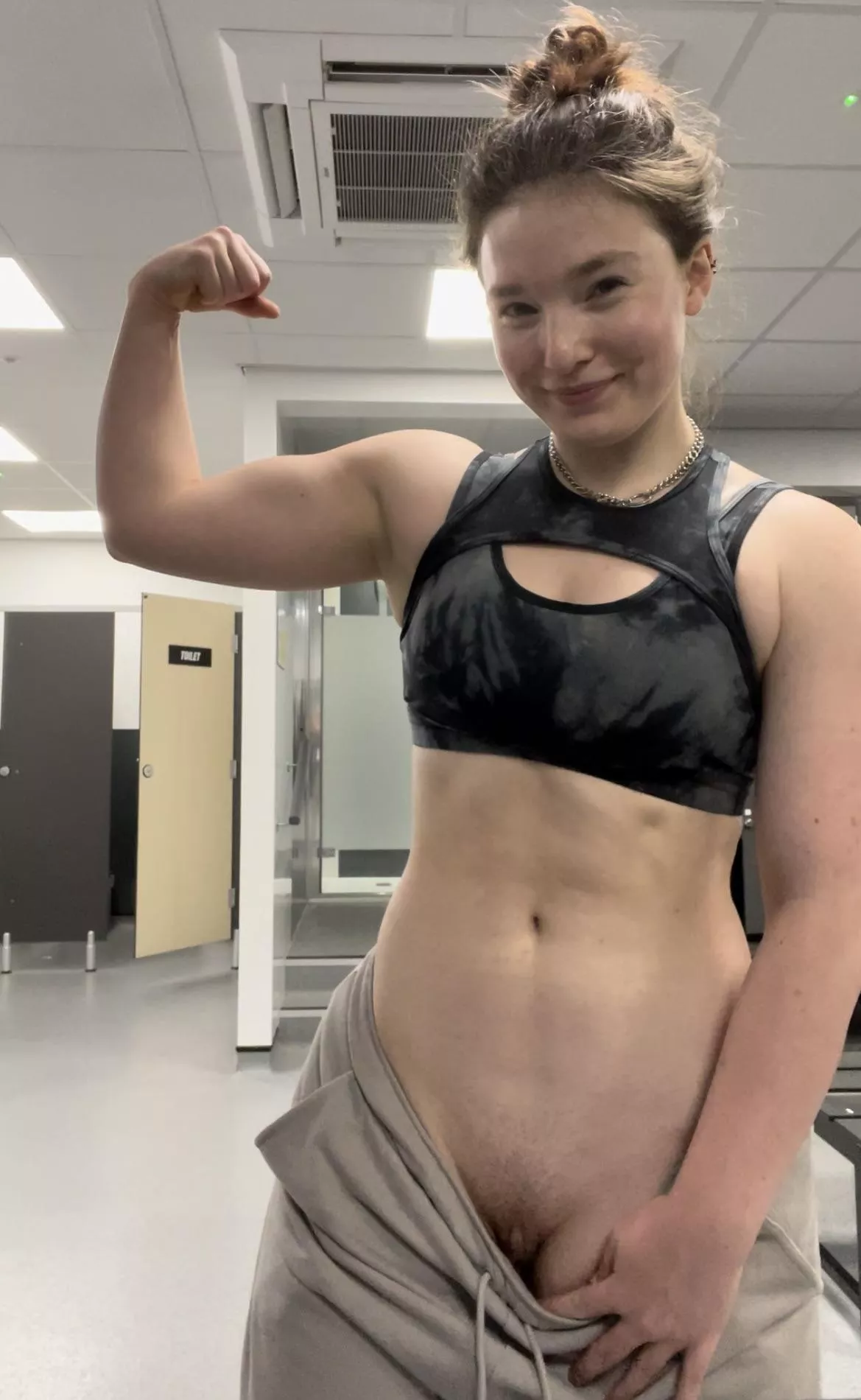 Would you fuck me in the gym changing rooms?