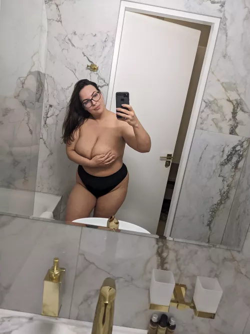 you know that I'm a baddie 😈