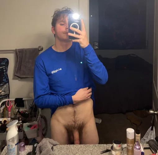20 Been told I have nice pubes, lmk