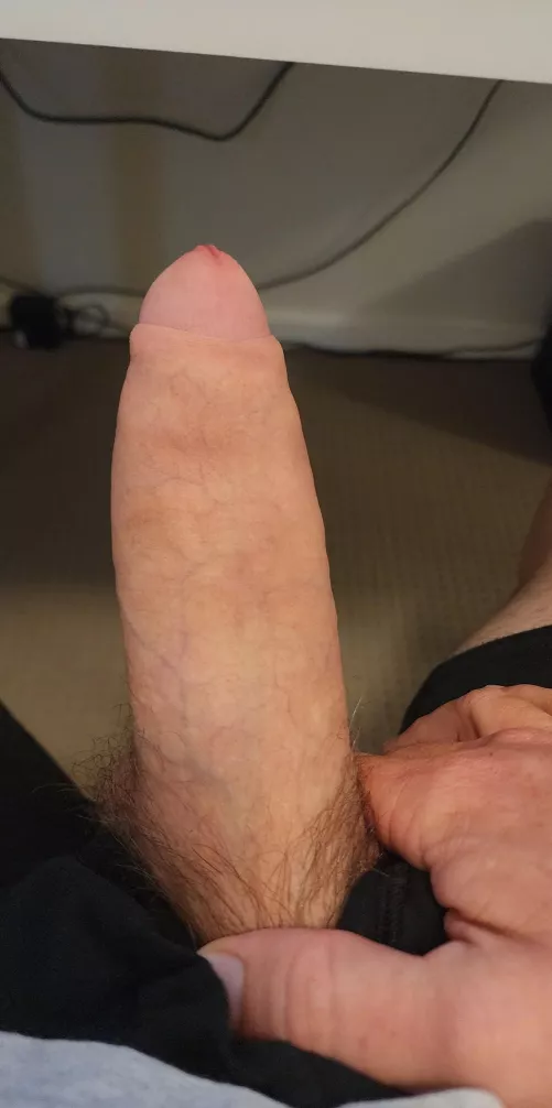 35 toned super horny, send body pic when adding me fit+ verbal+ @ aussietop2022