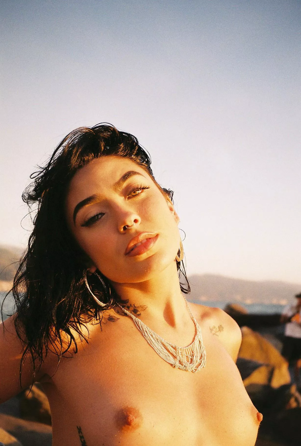 5’2 Latina I just want to fuck and make art 😘❤️