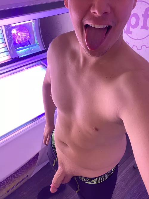 After 5 miles on the treadmill watching the Bengals winning, Who Dey!