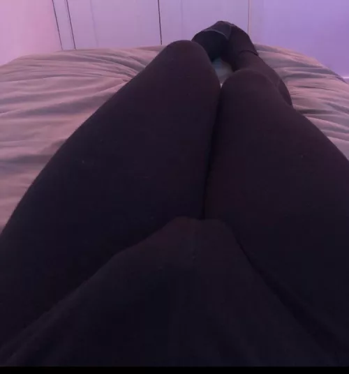 Anyone wanna cuddle :3