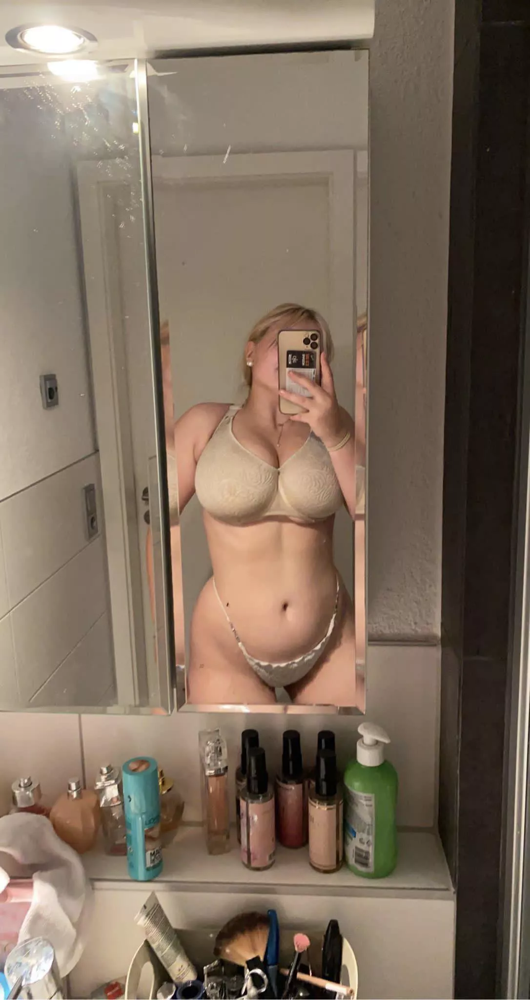 Do you like looking at me?