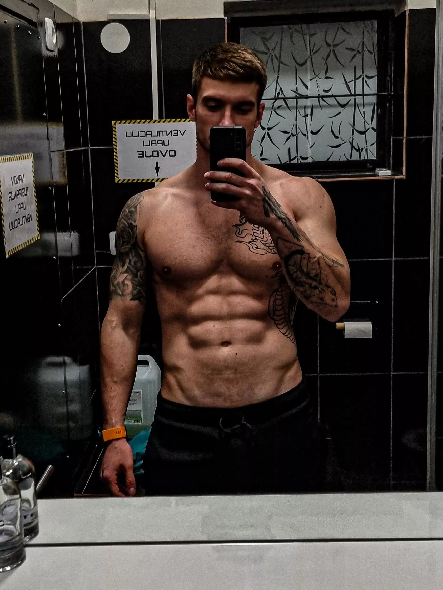 Easy Like Sunday Morning 😏😏