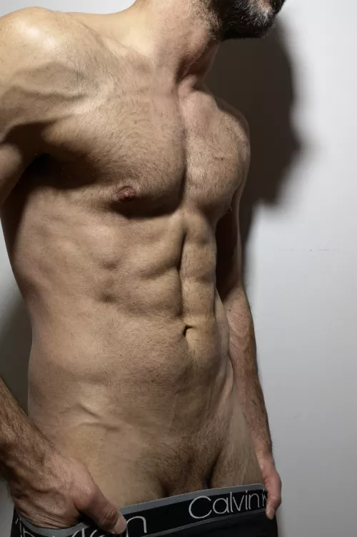 Finally starting to grow back after my trimmer head falling incident 🤣