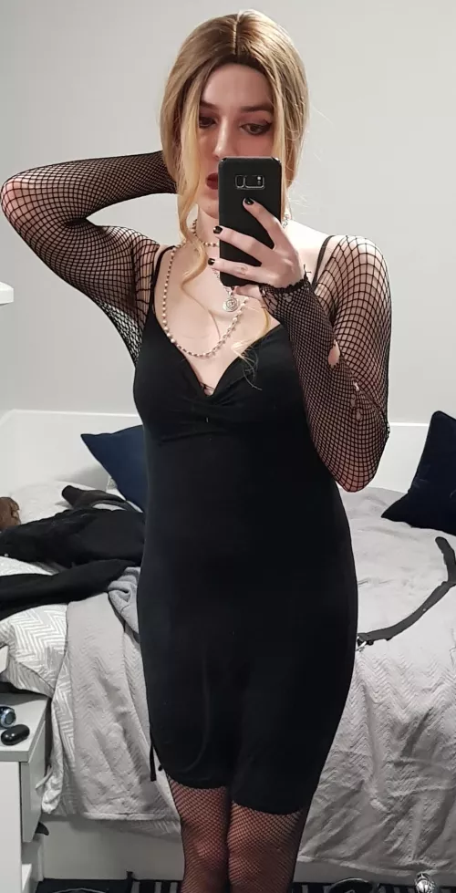 First time presenting fem, how'd you like it?