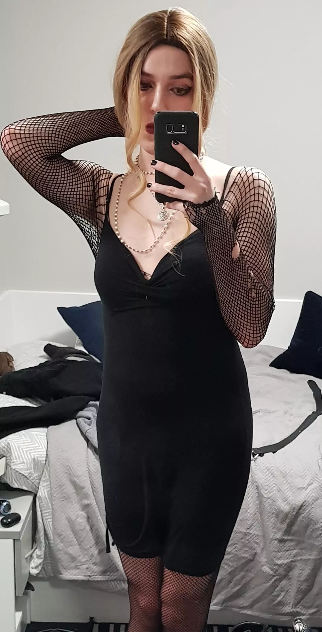 First time presenting fem, how'd you like it?