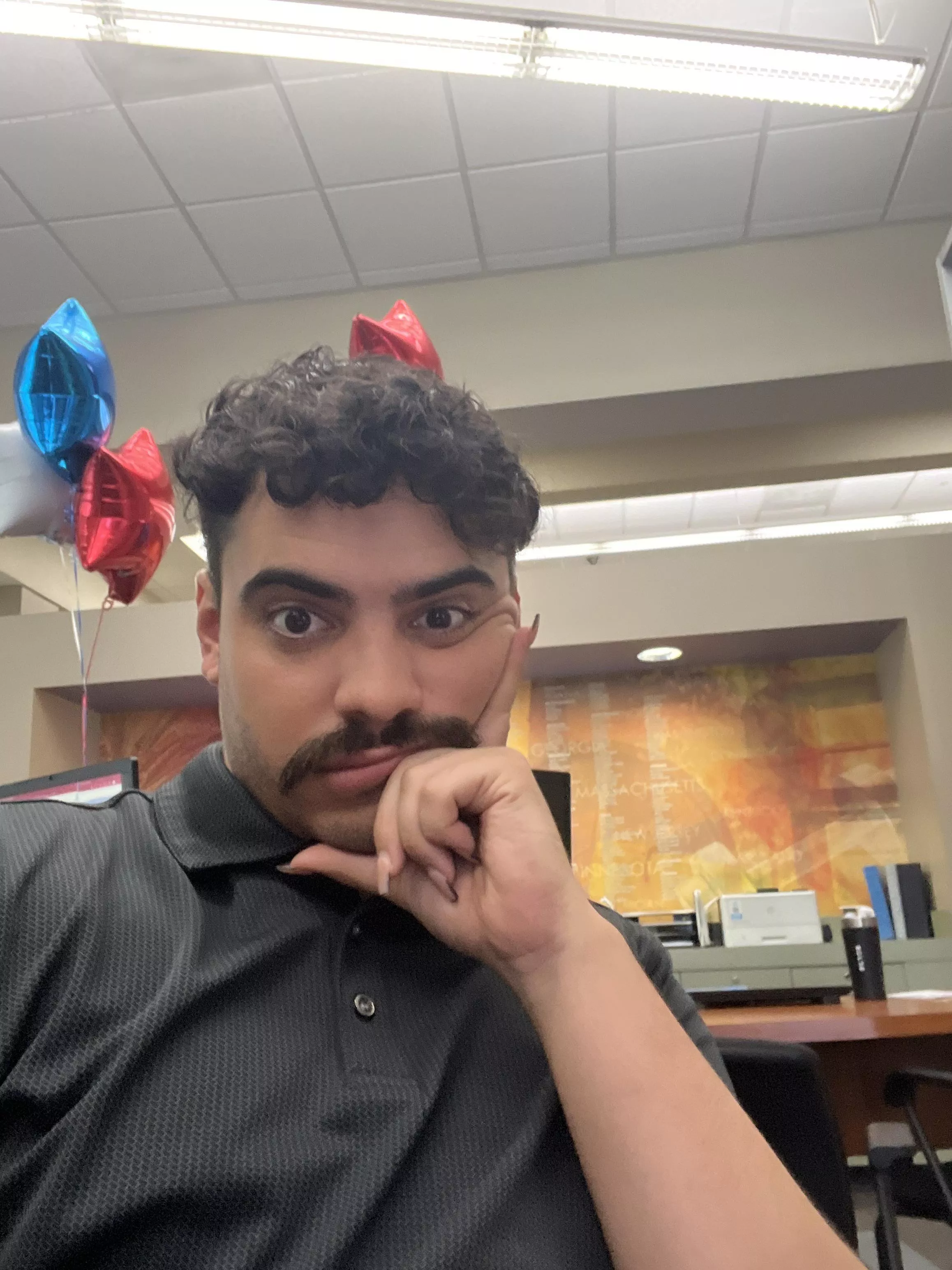 Genshin Stream right now :) Come join and say hi! New to streaming so I’m excited to meet new people. twitch.tv/egirlboyy