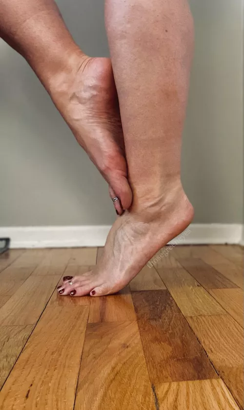 Good morning feet lovers