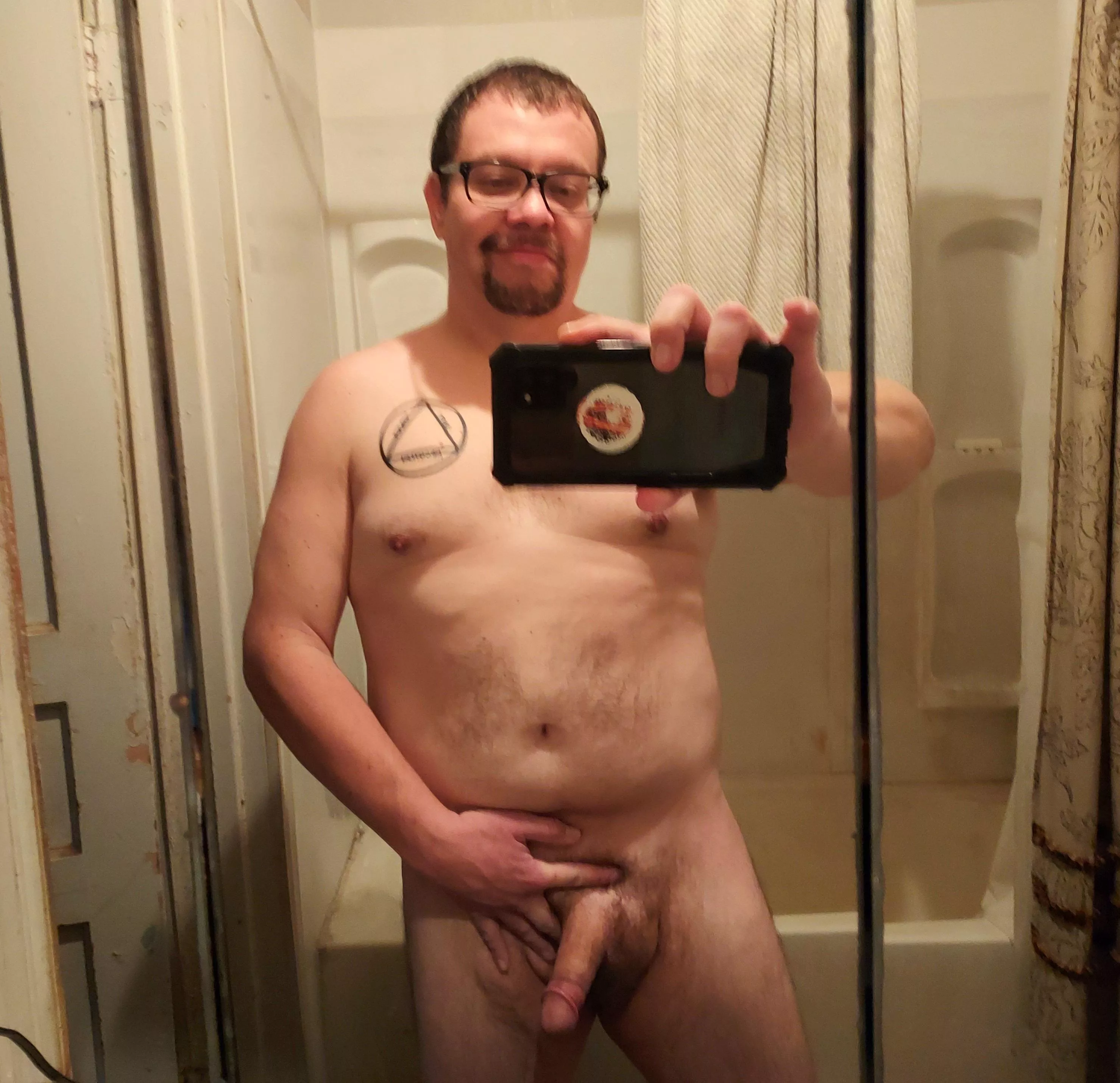 Hello (m) 40