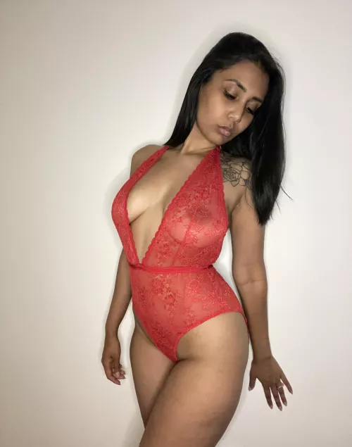 Hope you enjoy my colour. 30F